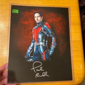 Paul Rudd Antman autographed photograph